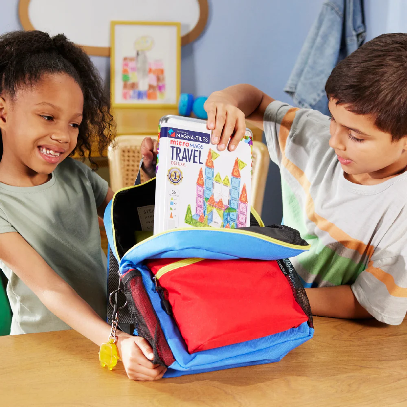 MAGT-254055TS@MAGNA-TILES MicroMAGS Travel Set Deluxe