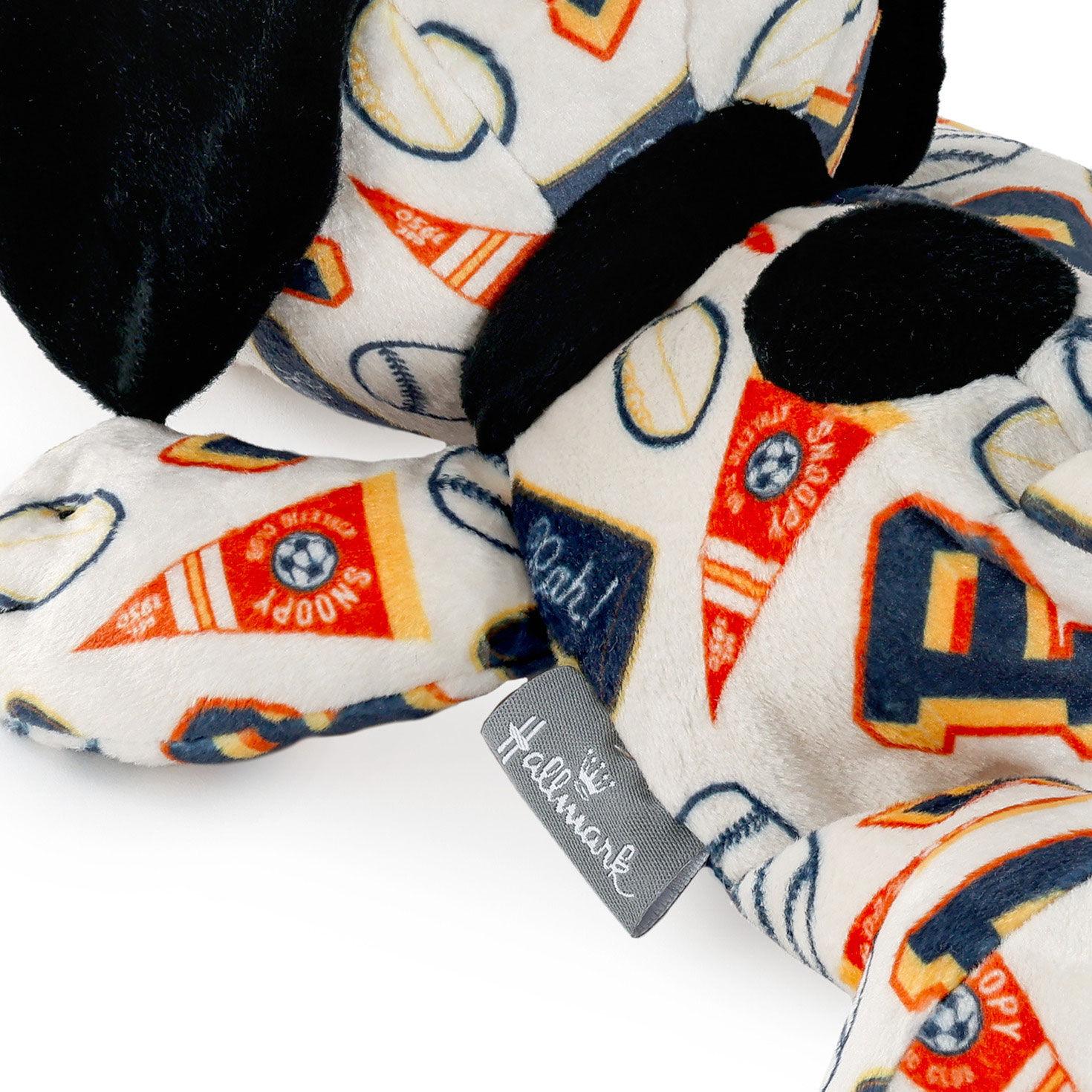 Peanuts Athletic Club Floppy Snoopy